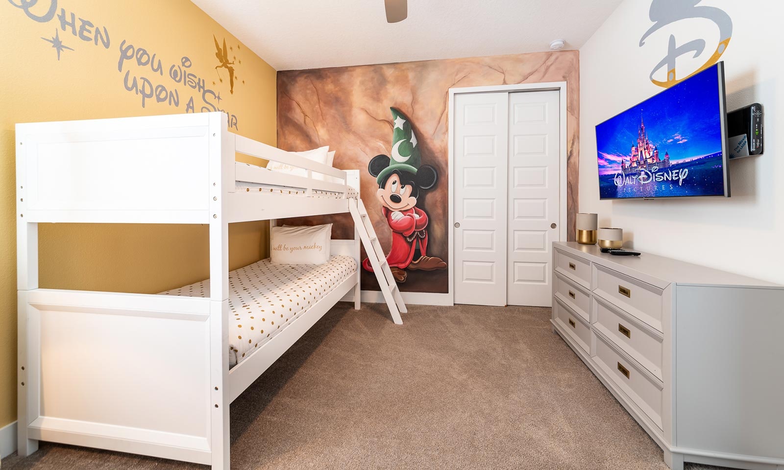 EC262 - The On-Trend Oasis - STCRX1