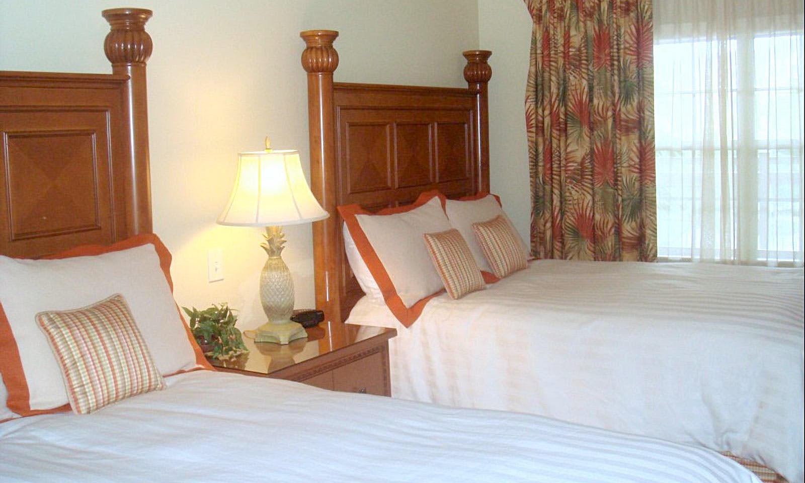 W064 - The Sunny Condo