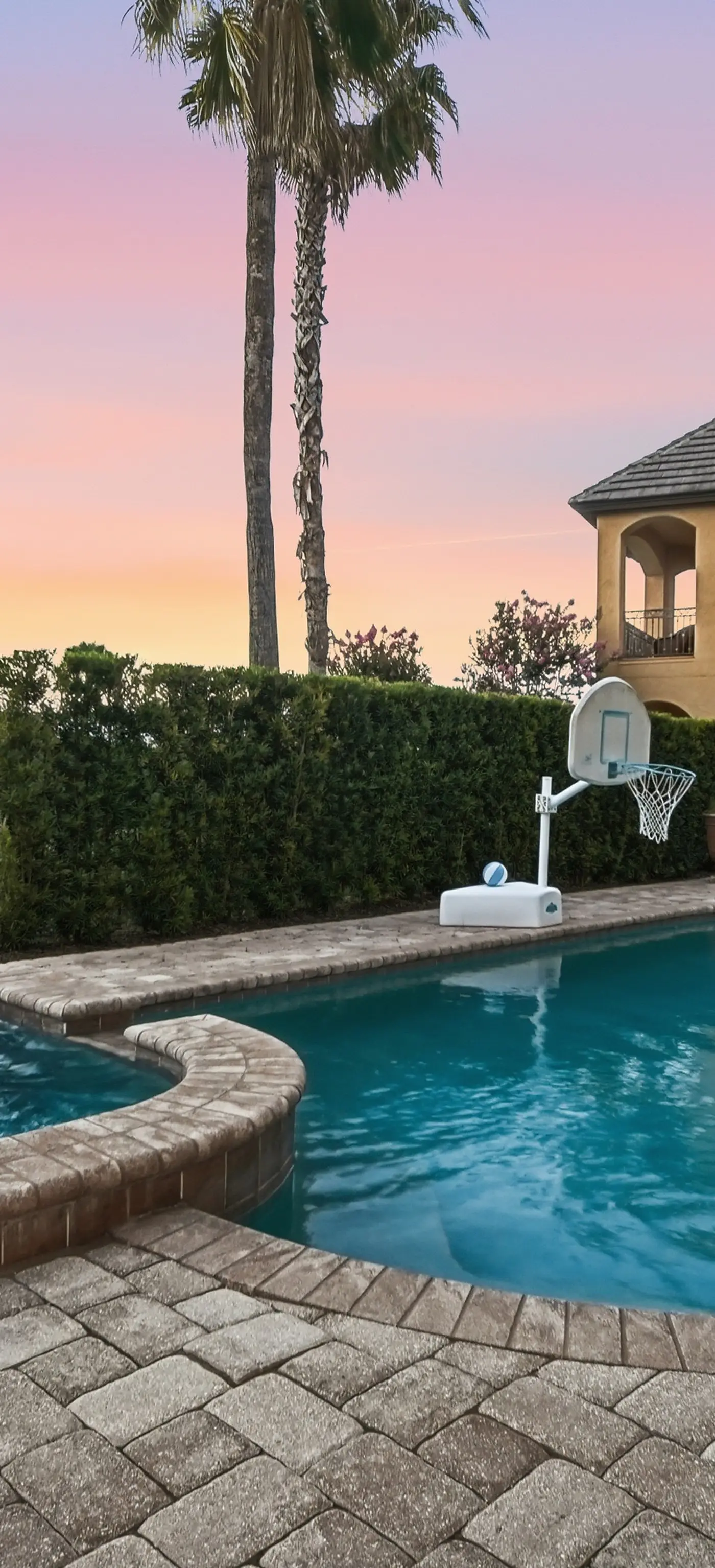 The Upscale Oasis