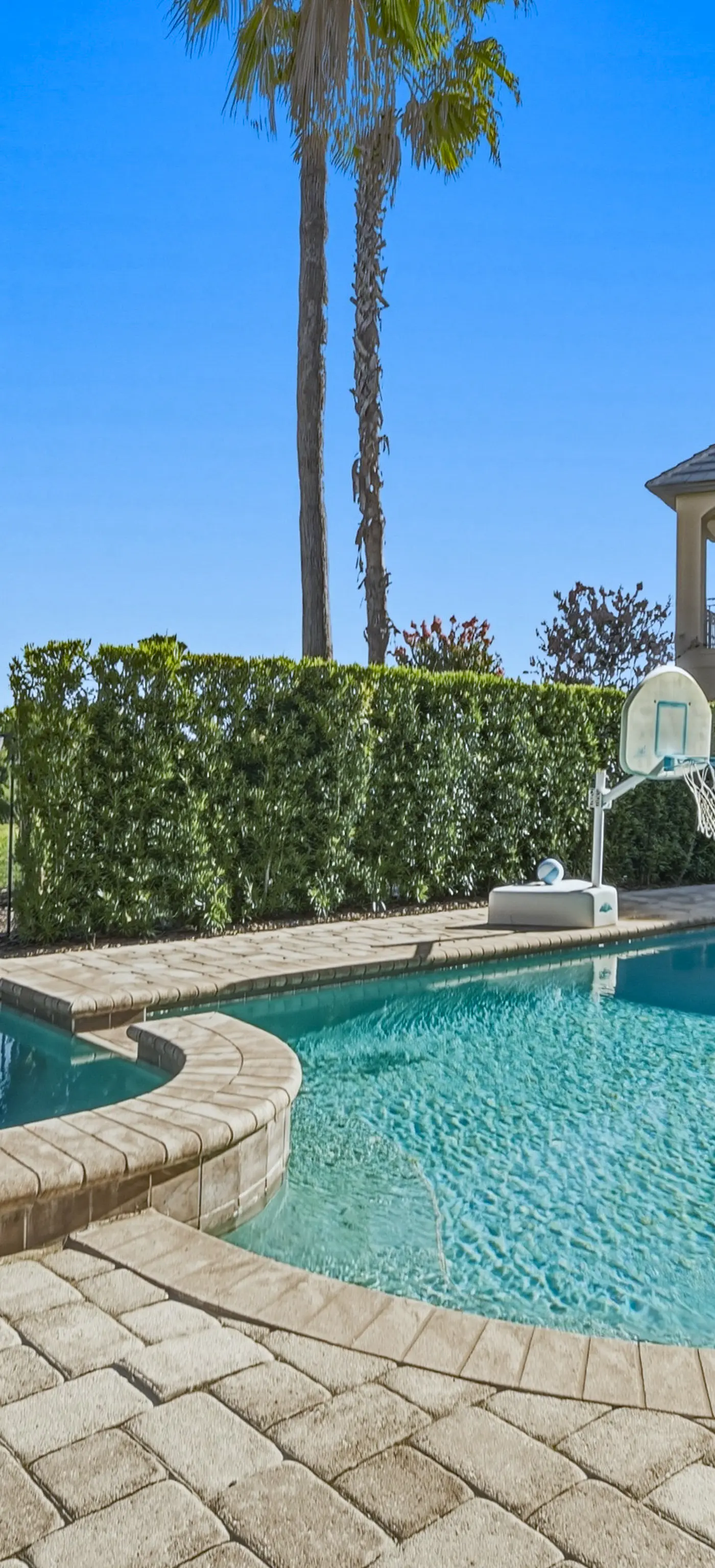 The Upscale Oasis