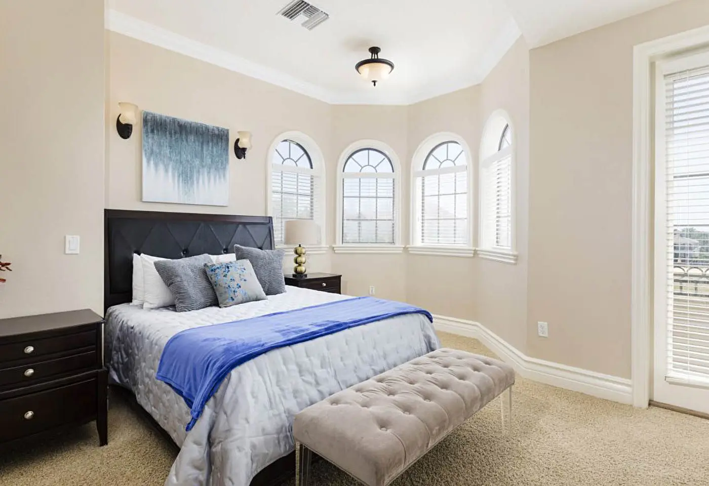 W146 - The Winsome Estate