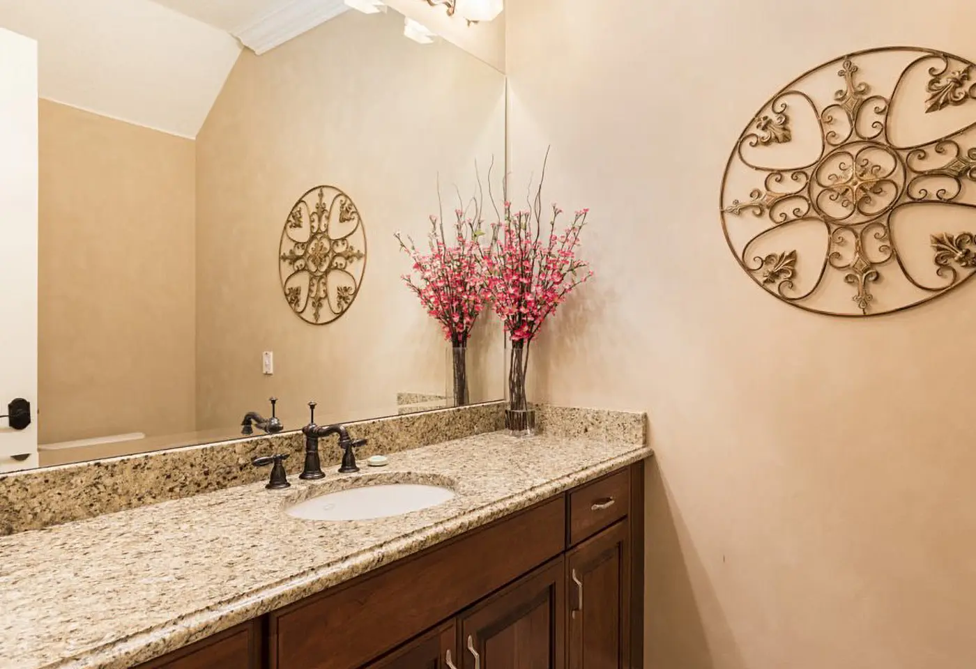 W146 - The Winsome Estate