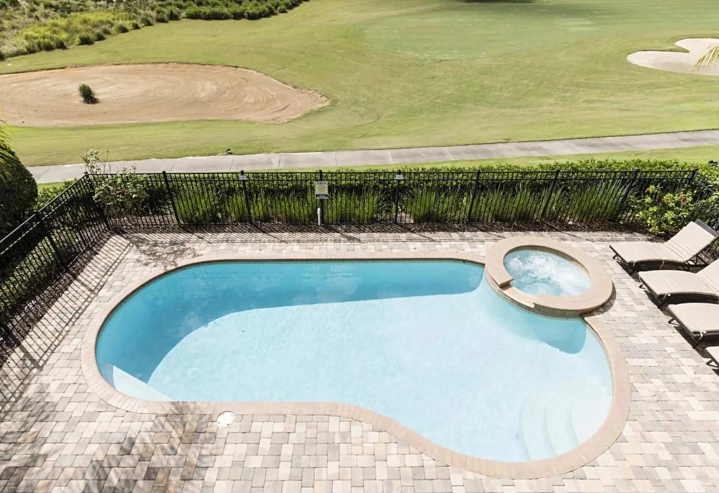 W146 - The Winsome Estate