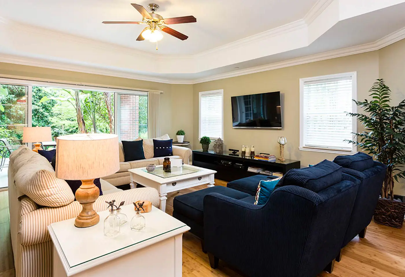 W244 - The Classical Condo