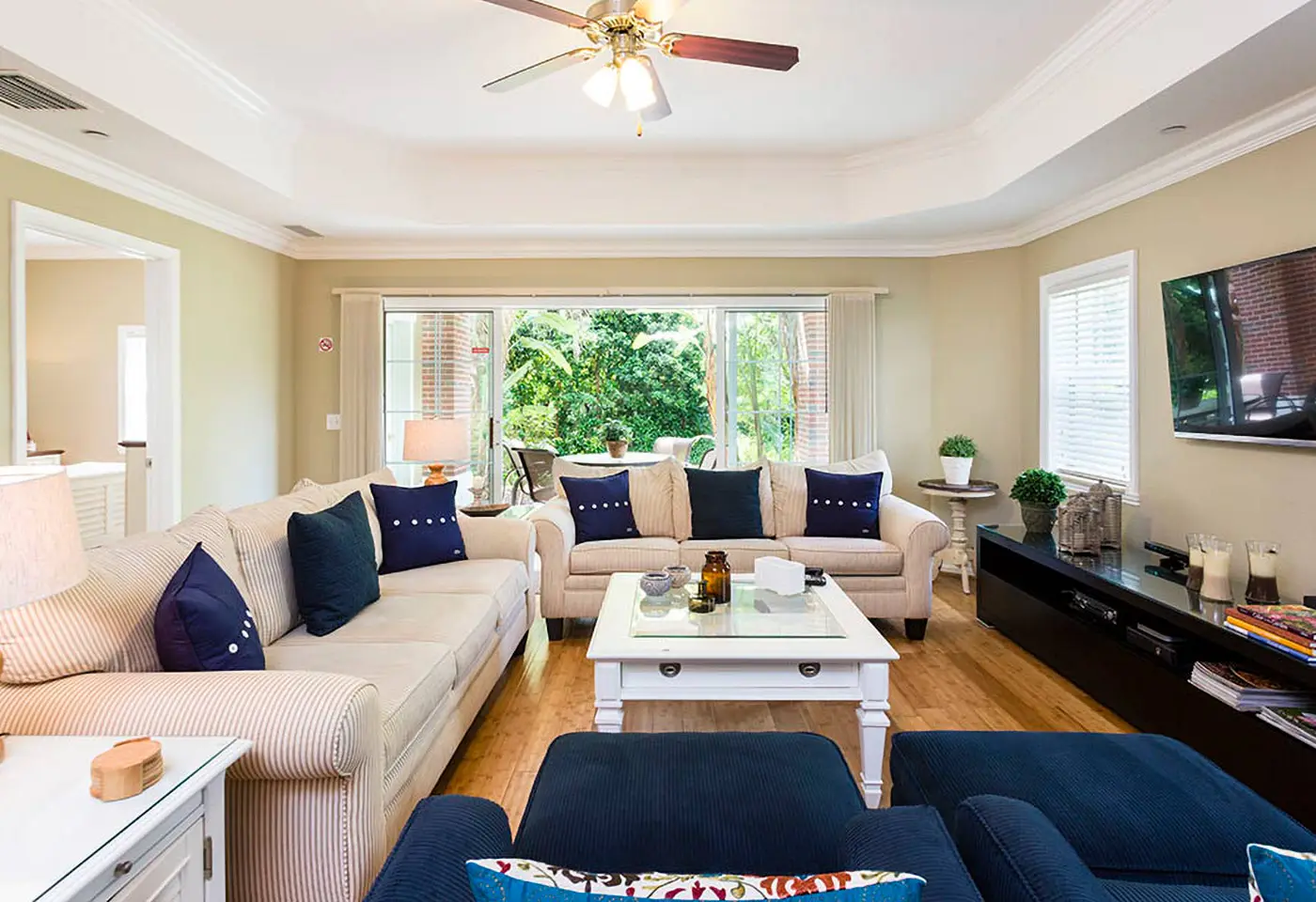 W244 - The Classical Condo