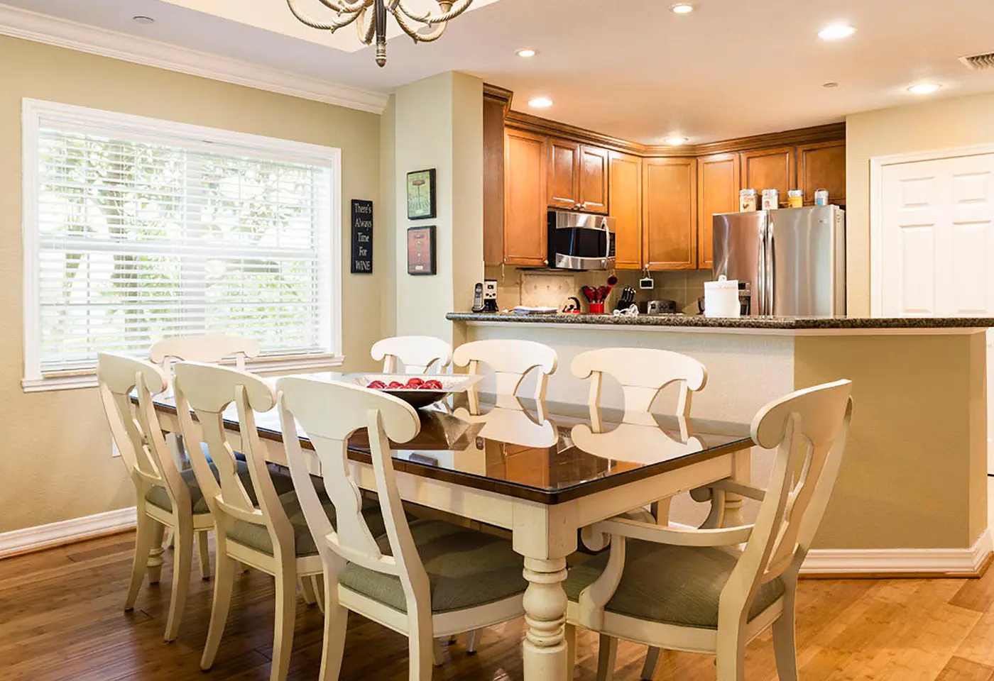 W244 - The Classical Condo