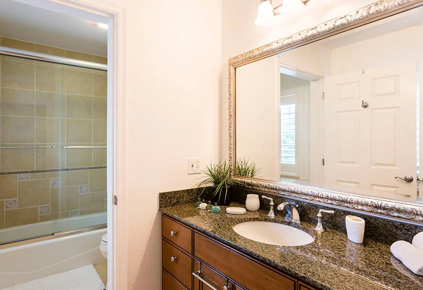 W244 - The Classical Condo