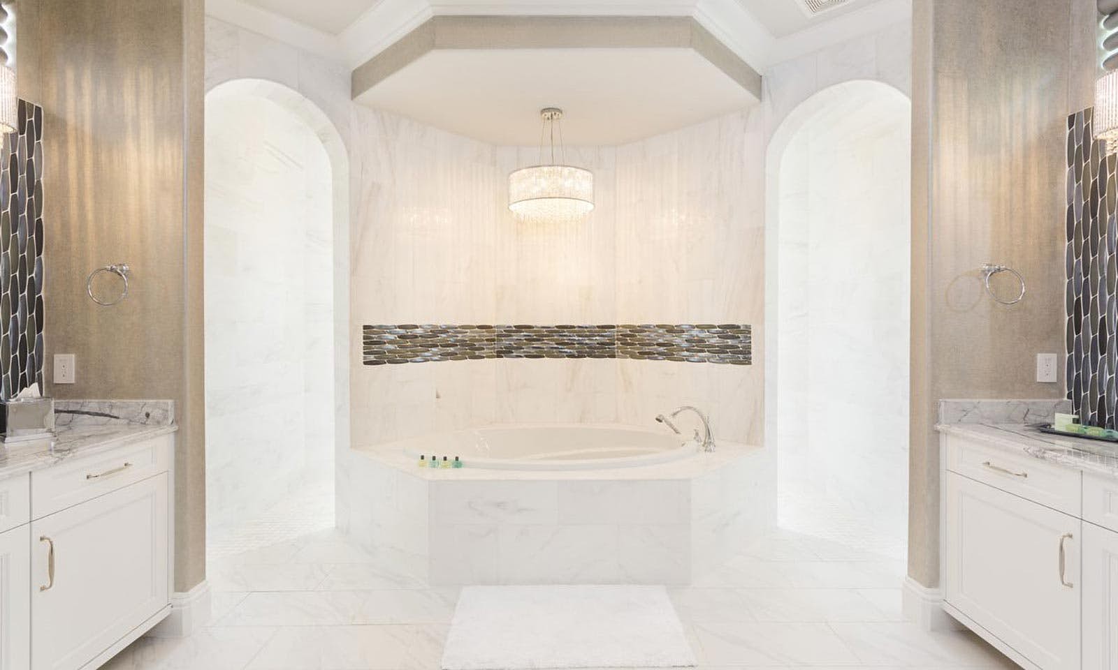 W278E - The Gorgeous Getaway