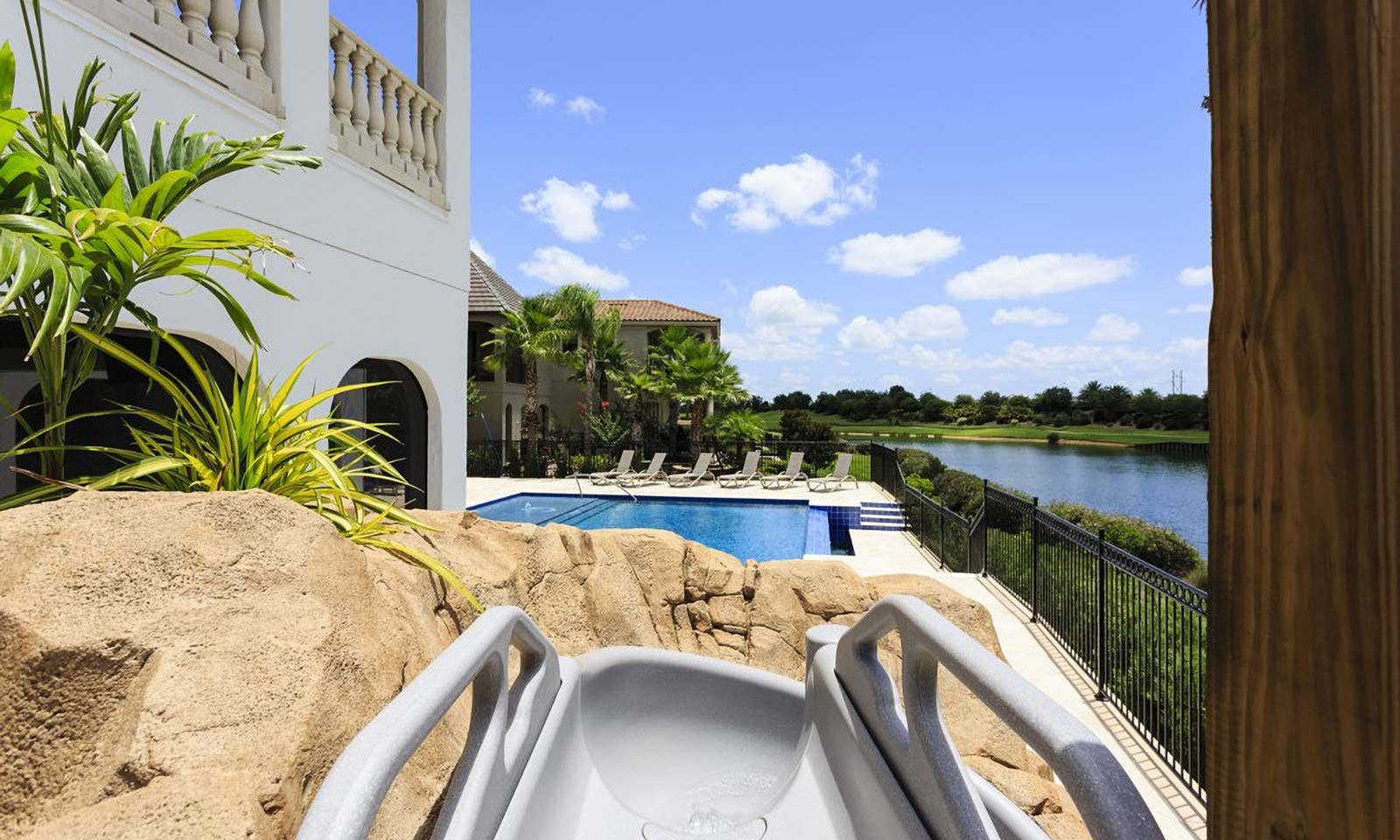 W278E - The Gorgeous Getaway