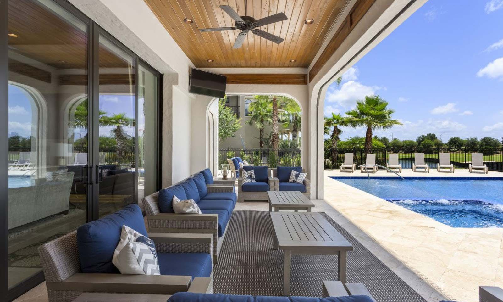 W278E - The Gorgeous Getaway