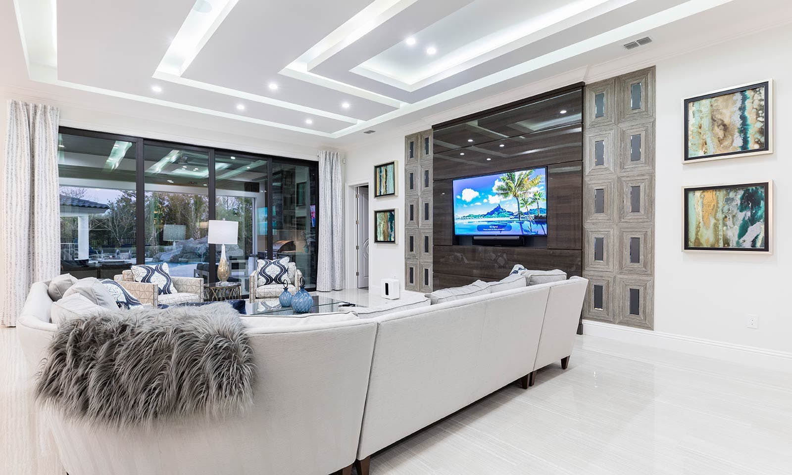 W301E - The Stunning Sanctuary