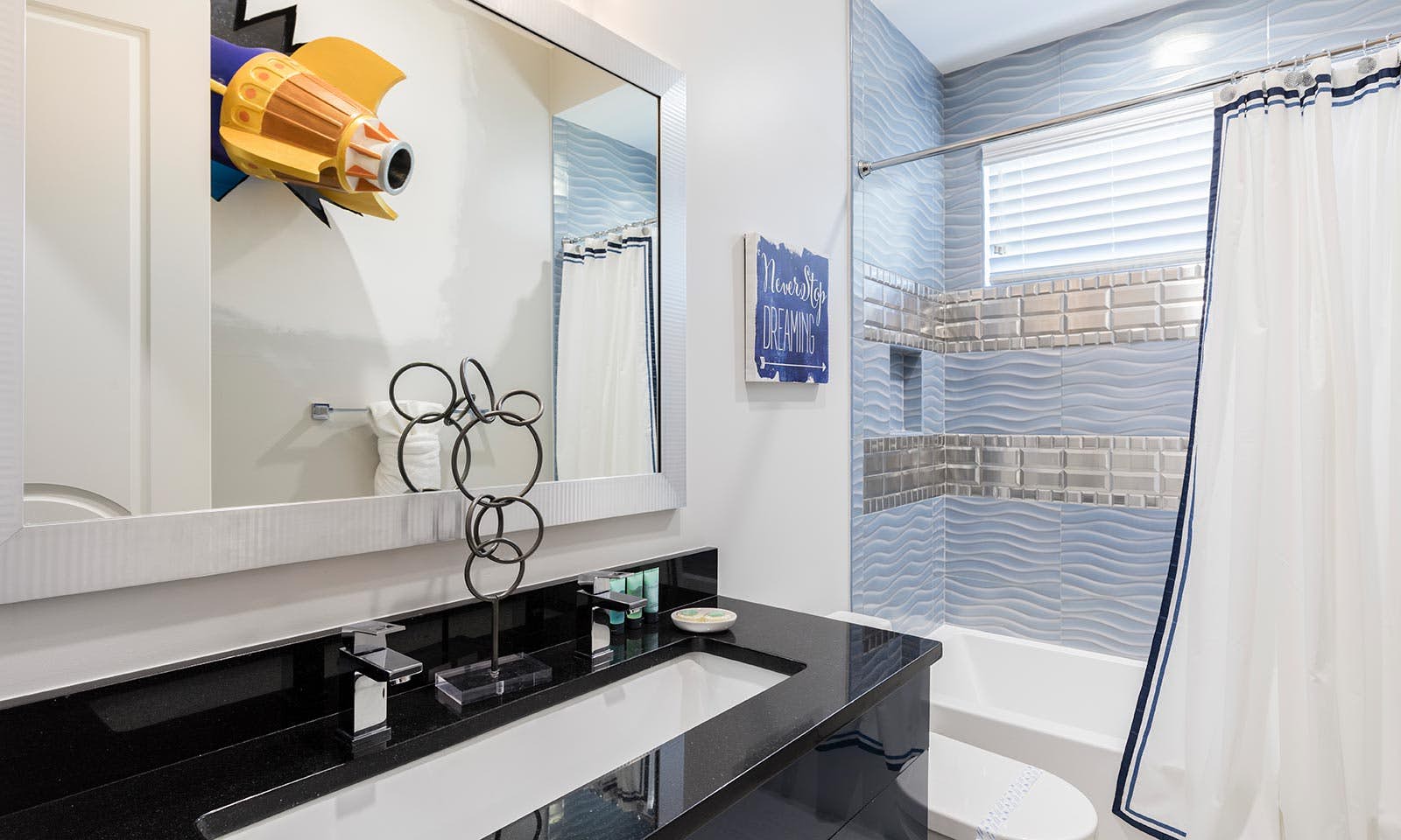 W301E - The Stunning Sanctuary