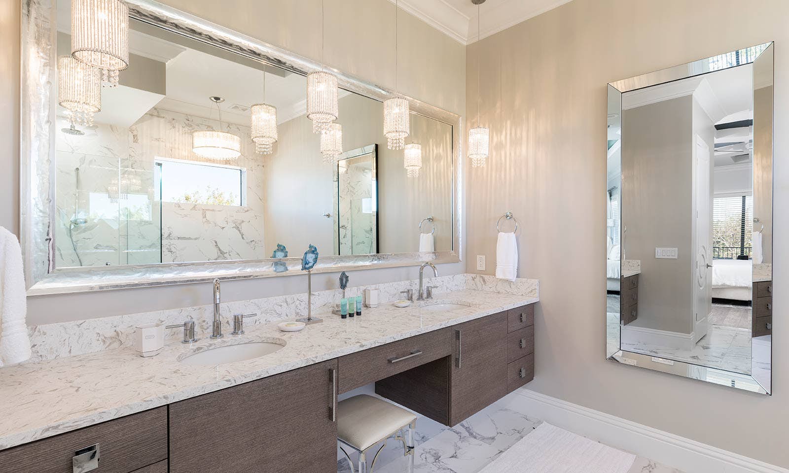 W301E - The Stunning Sanctuary