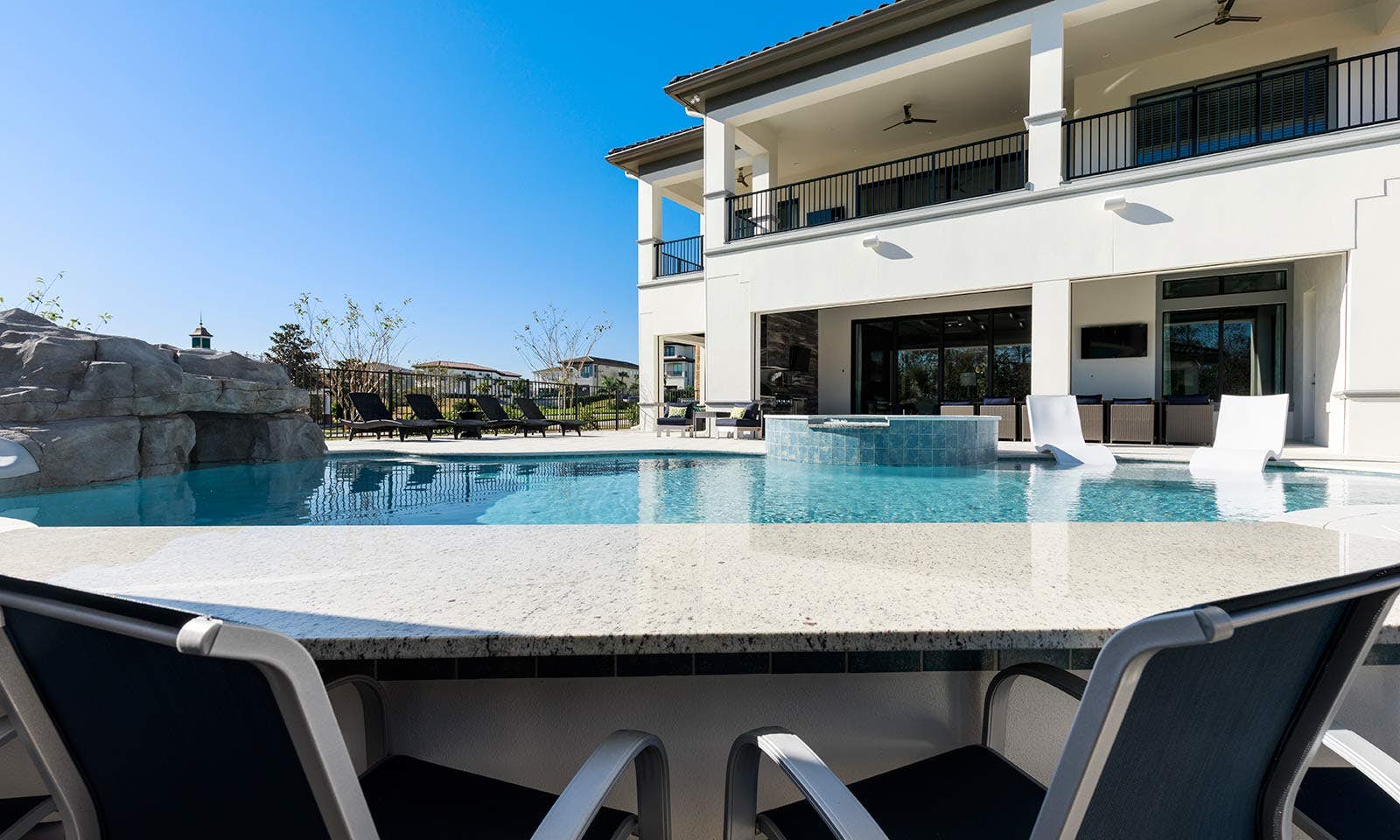 W301E - The Stunning Sanctuary