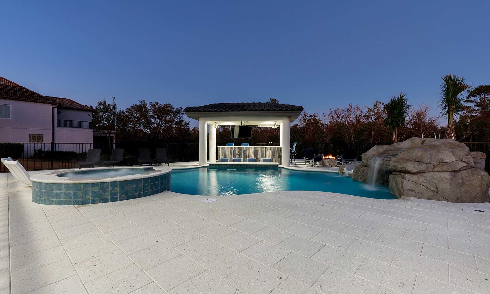 W301E - The Stunning Sanctuary