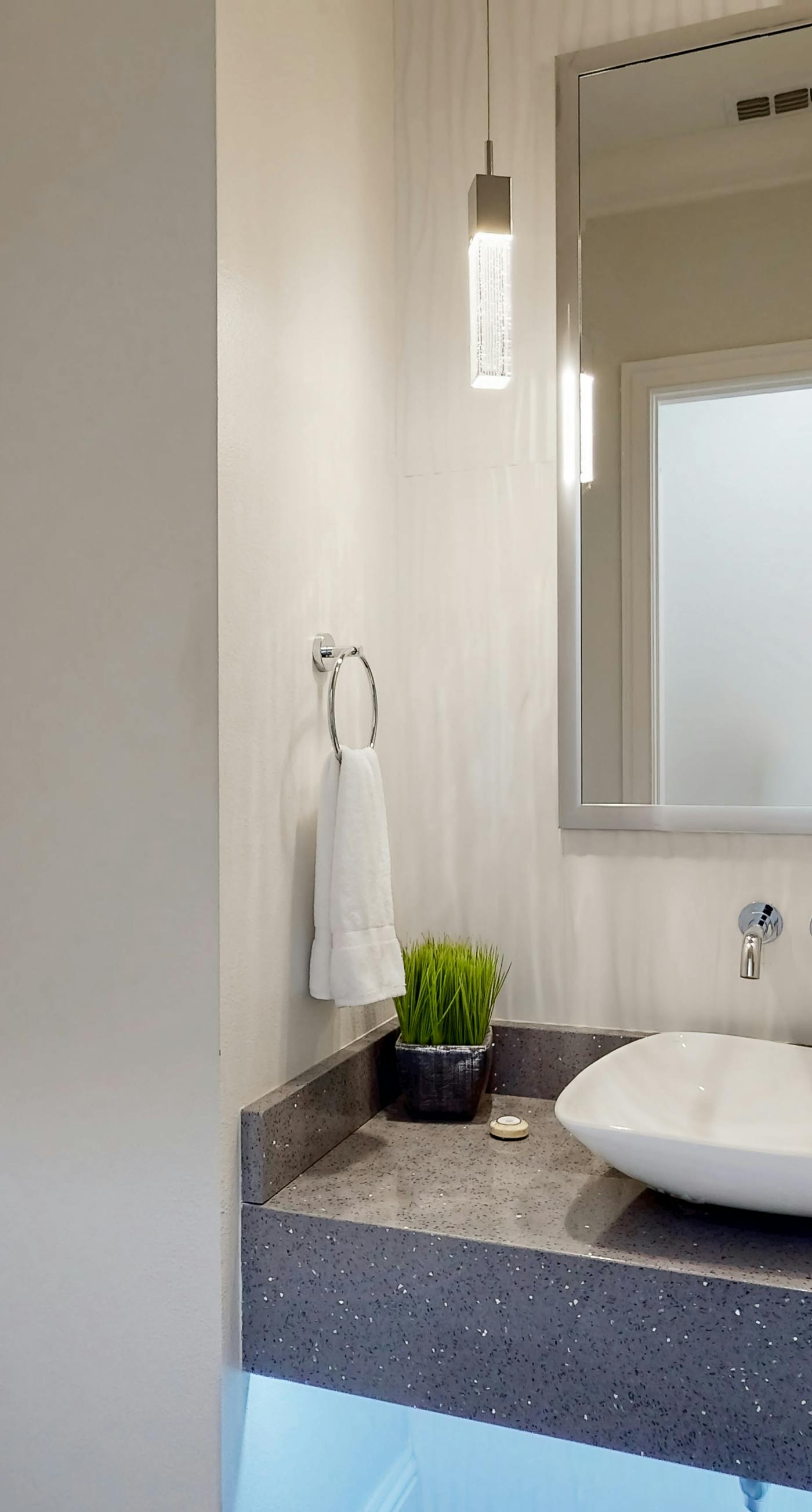 W301E - The Stunning Sanctuary