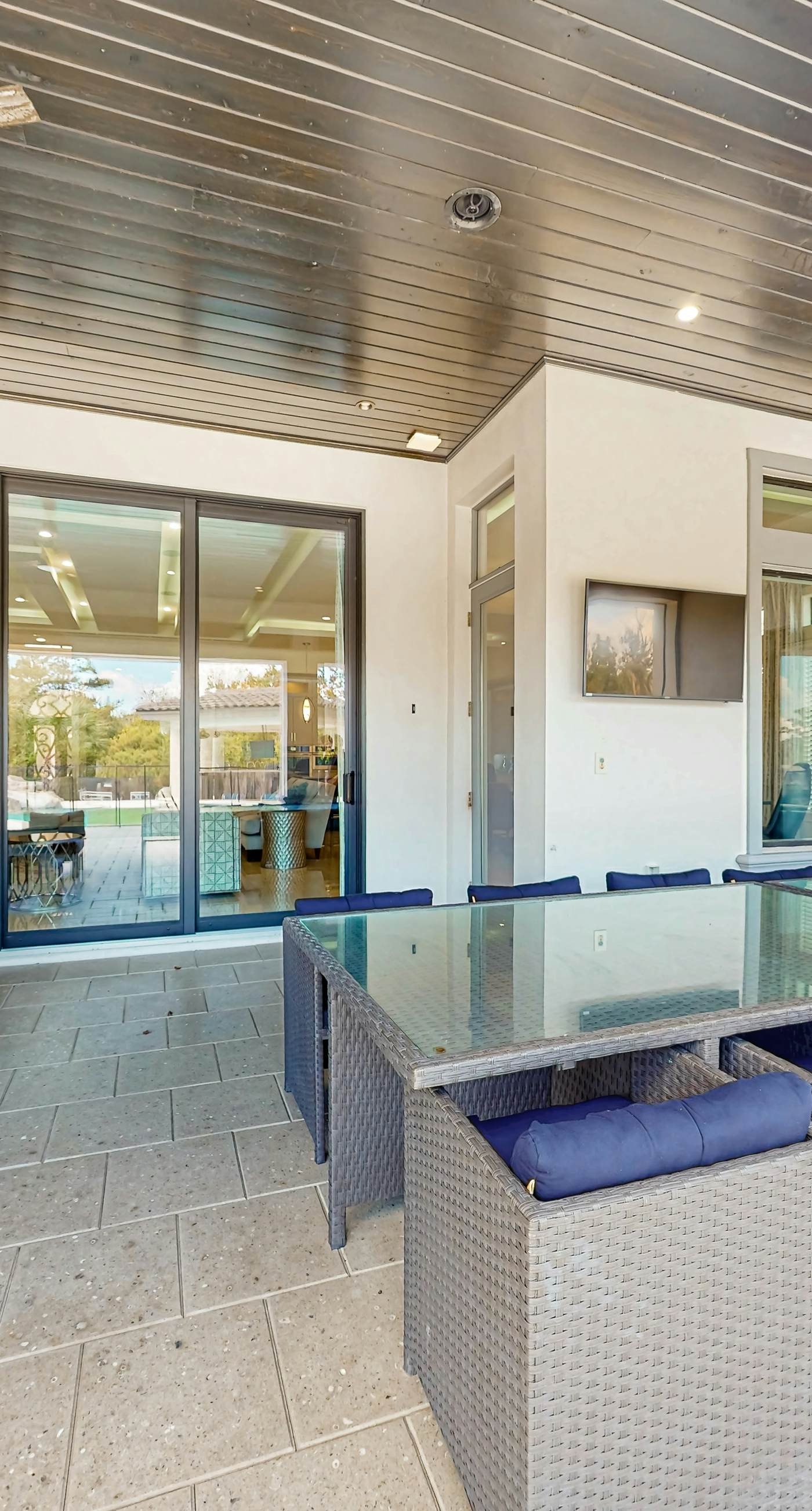 W301E - The Stunning Sanctuary