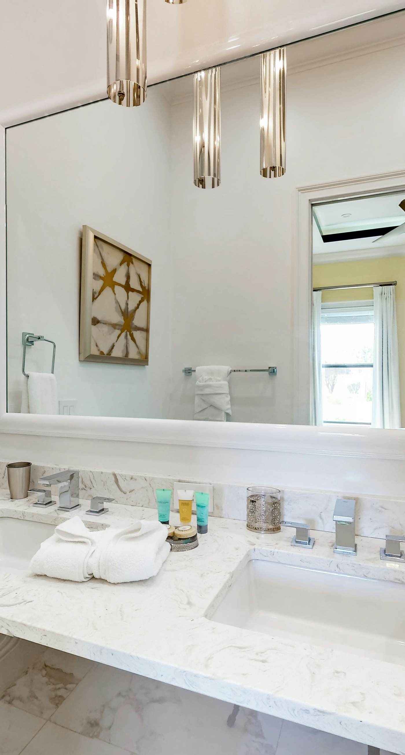 W301E - The Stunning Sanctuary