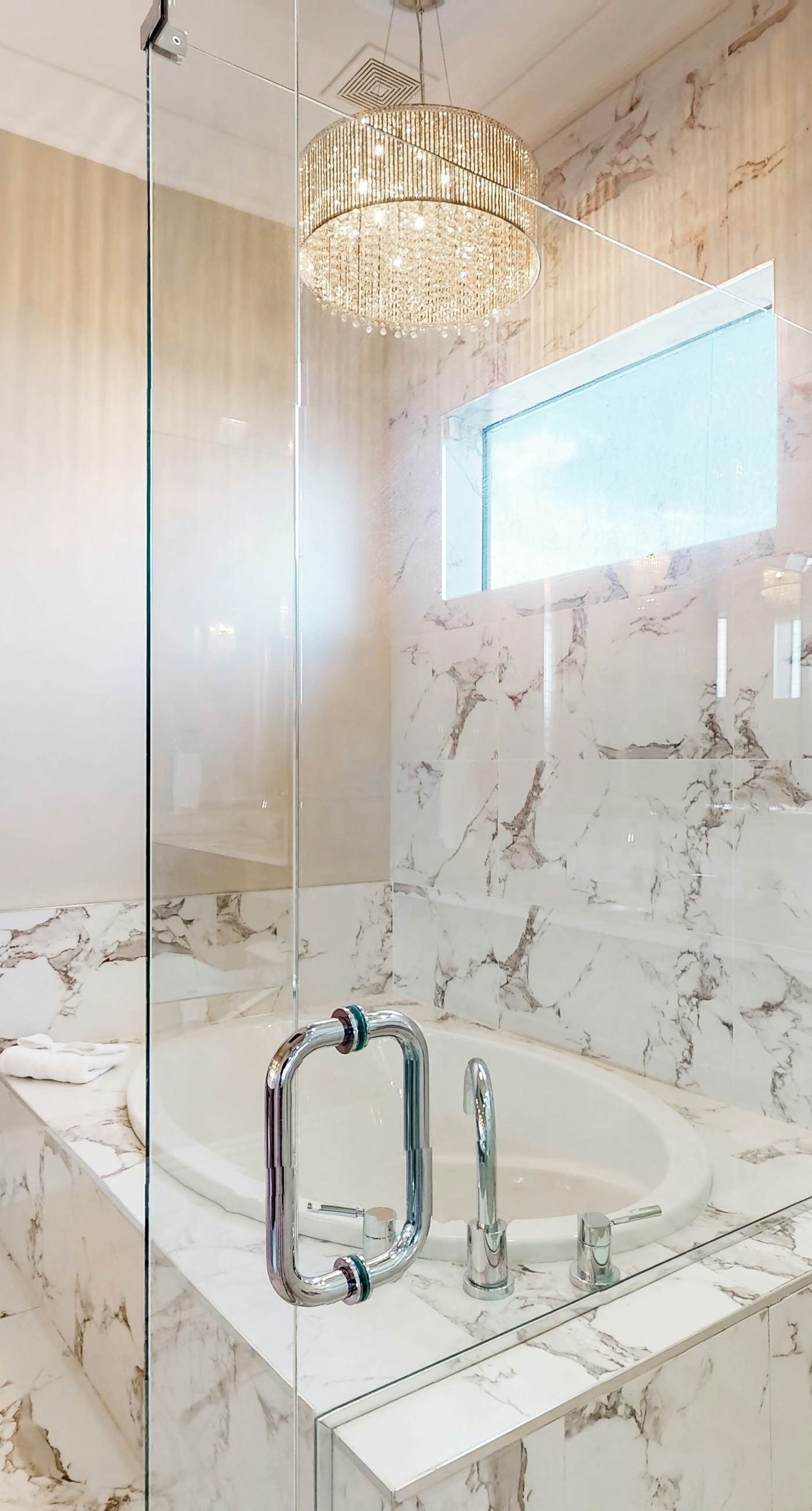 W301E - The Stunning Sanctuary