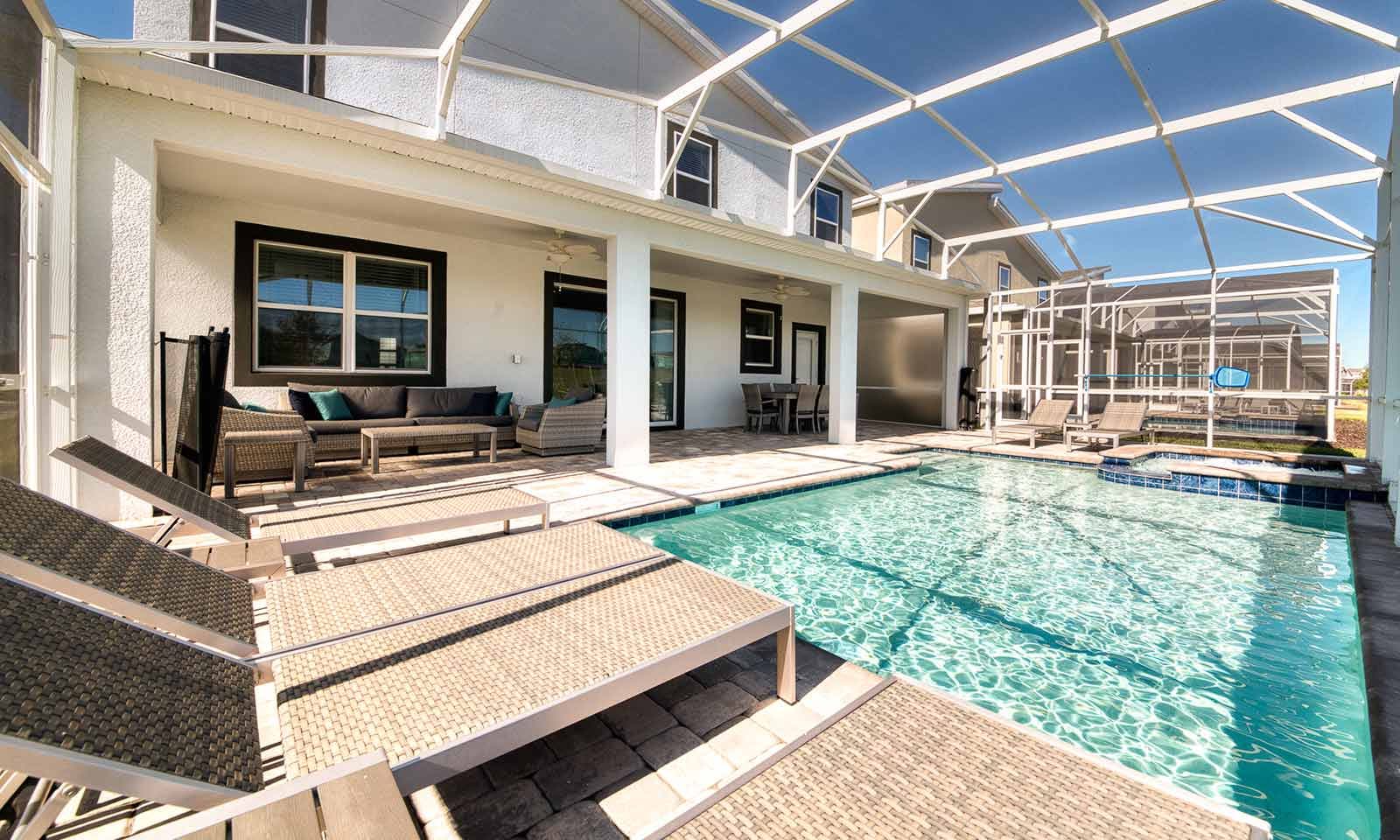 CG067 - The Stylish Abode