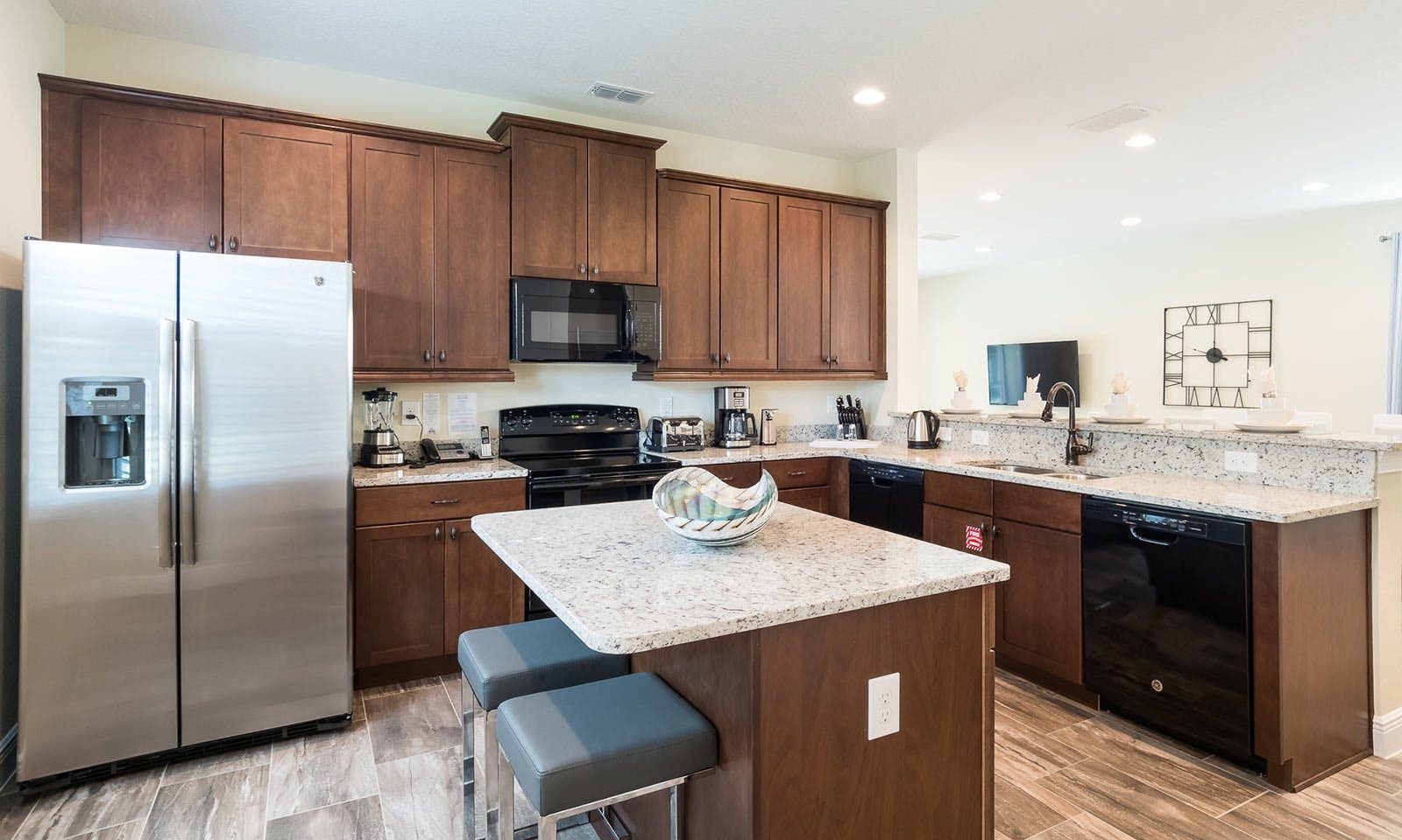 EC037 - The Vibrant Oasis - STF