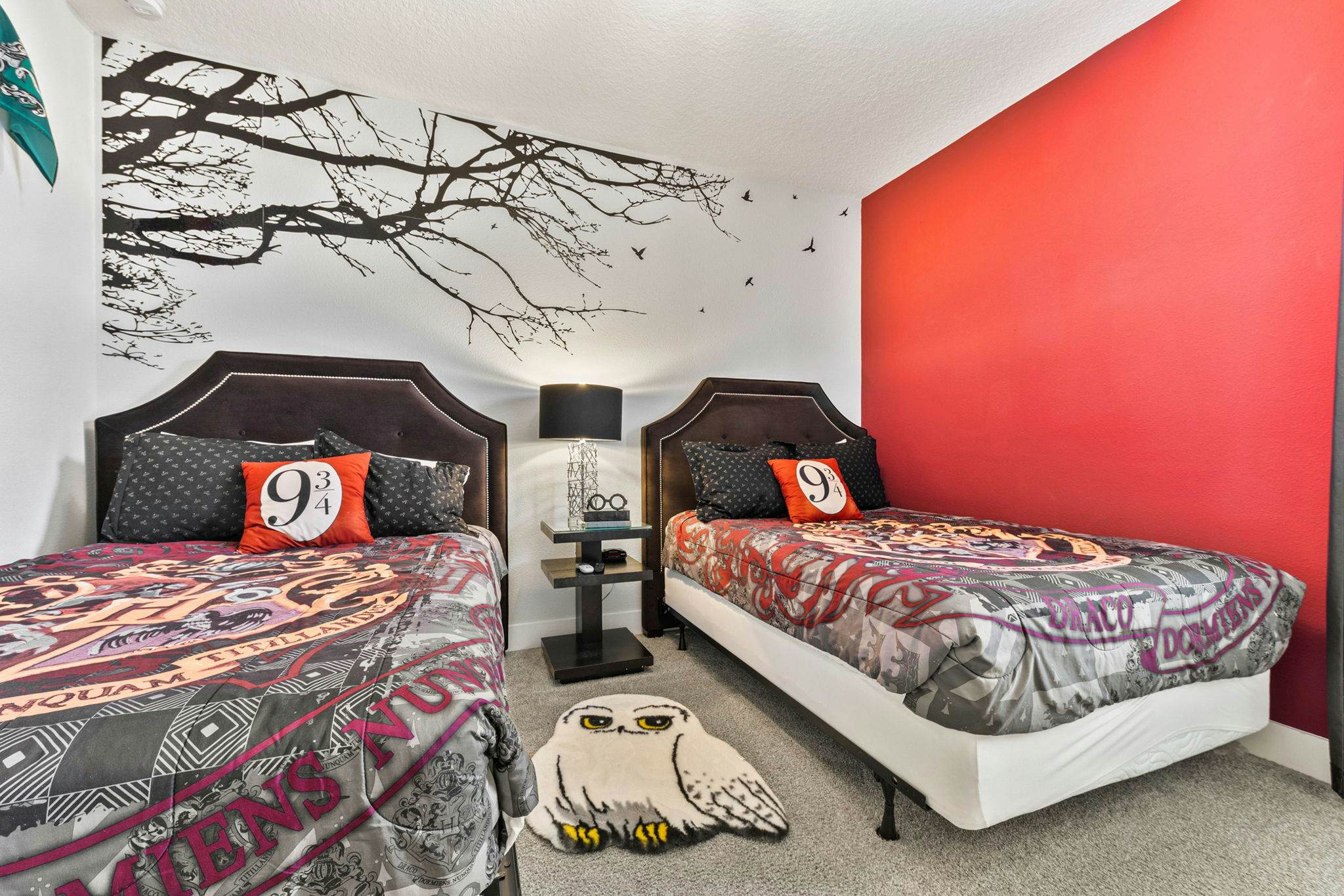 EC044 - The Modern Oasis - MND