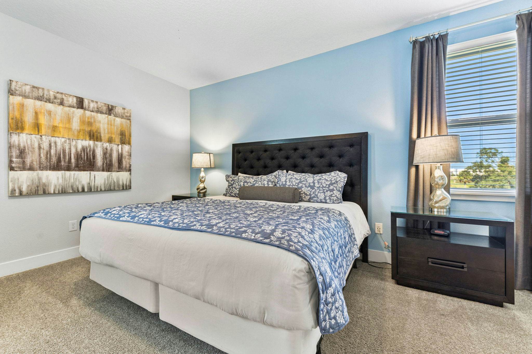 EC044 - The Modern Oasis - MND