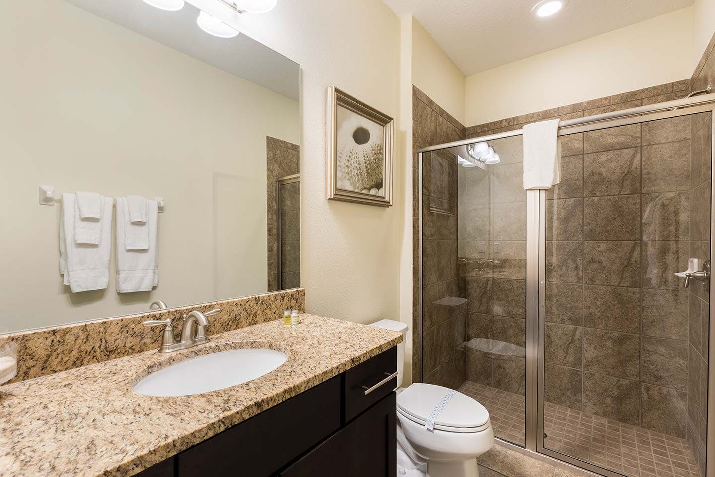 EC067 - The Sleekly Polished Villa - HAW