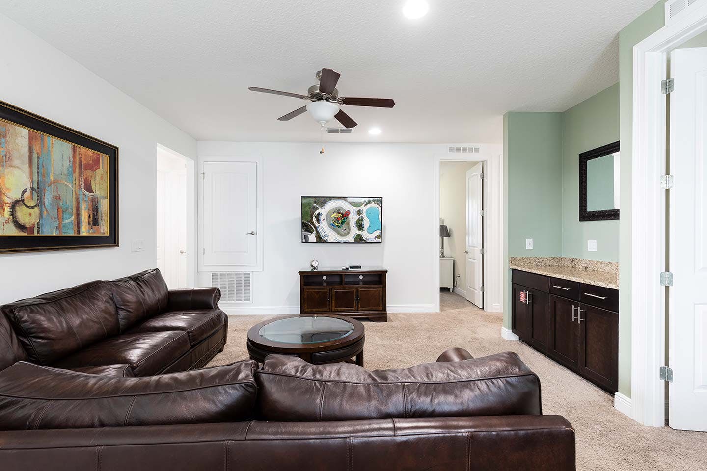 EC067 - The Sleekly Polished Villa - HAW