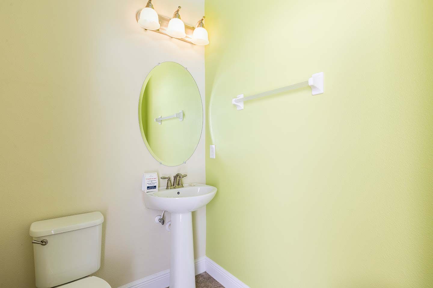 EC067 - The Sleekly Polished Villa - HAW