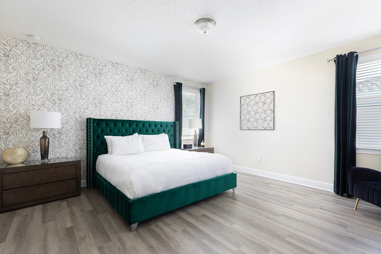 EC084 - The Modern Galactic Villa - MND