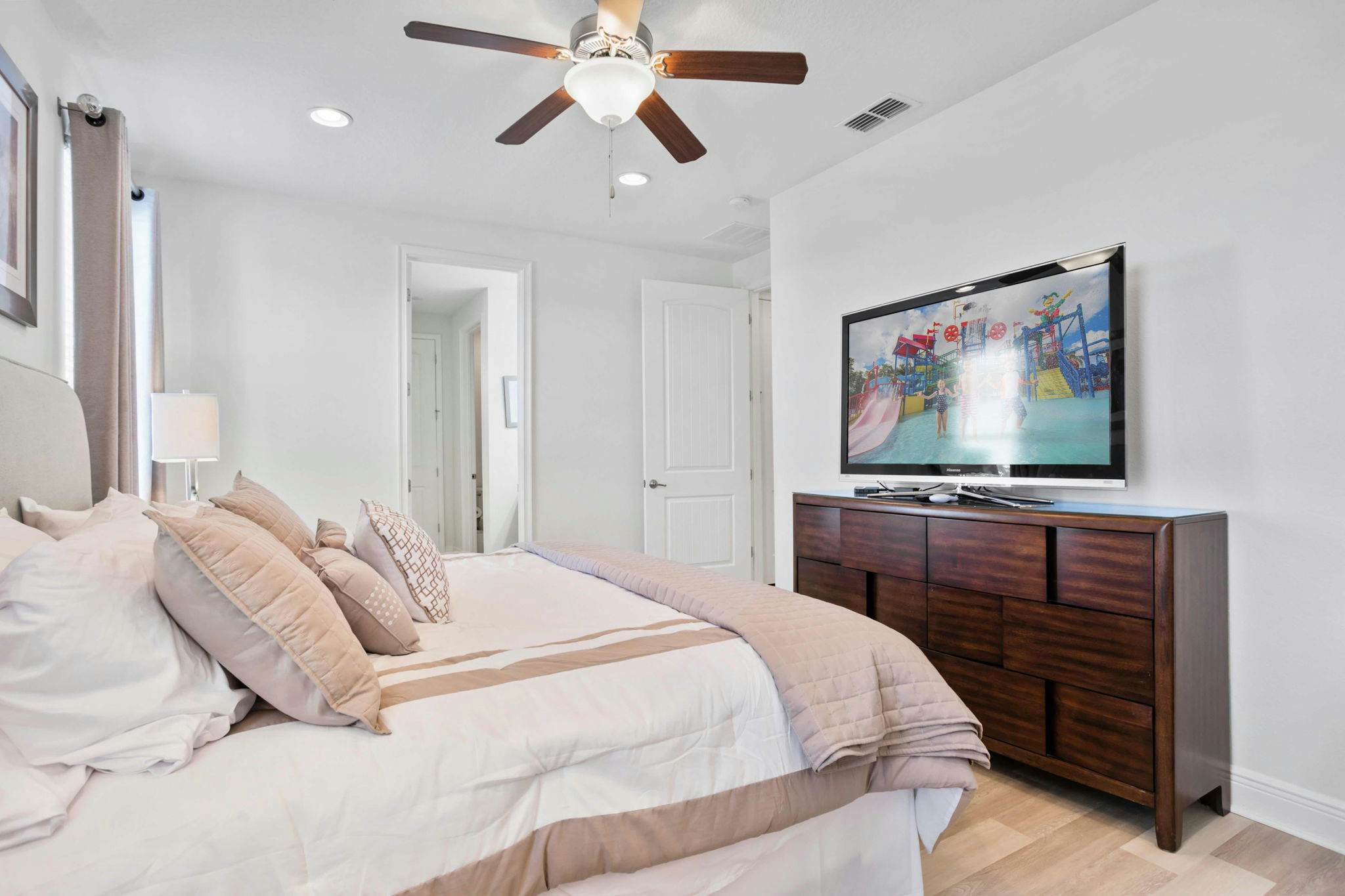 EC108 - The Modern Radiance Retreat - STF