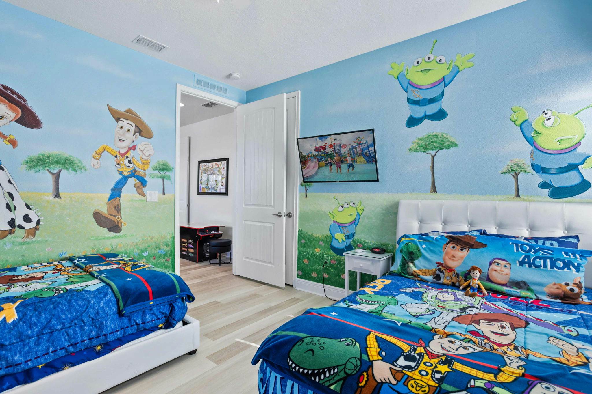 EC108 - The Modern Radiance Retreat - STF