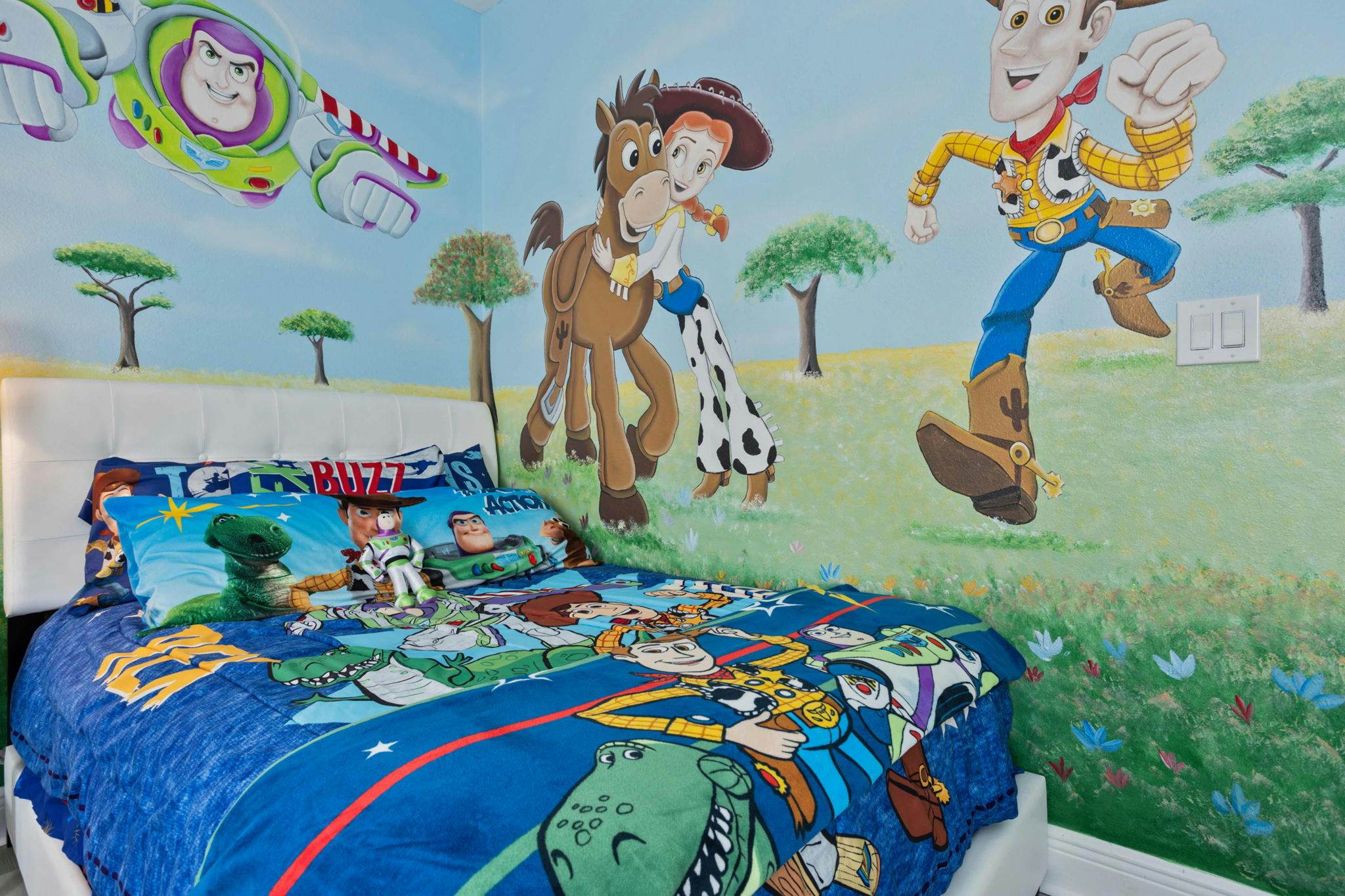 EC108 - The Modern Radiance Retreat - STF