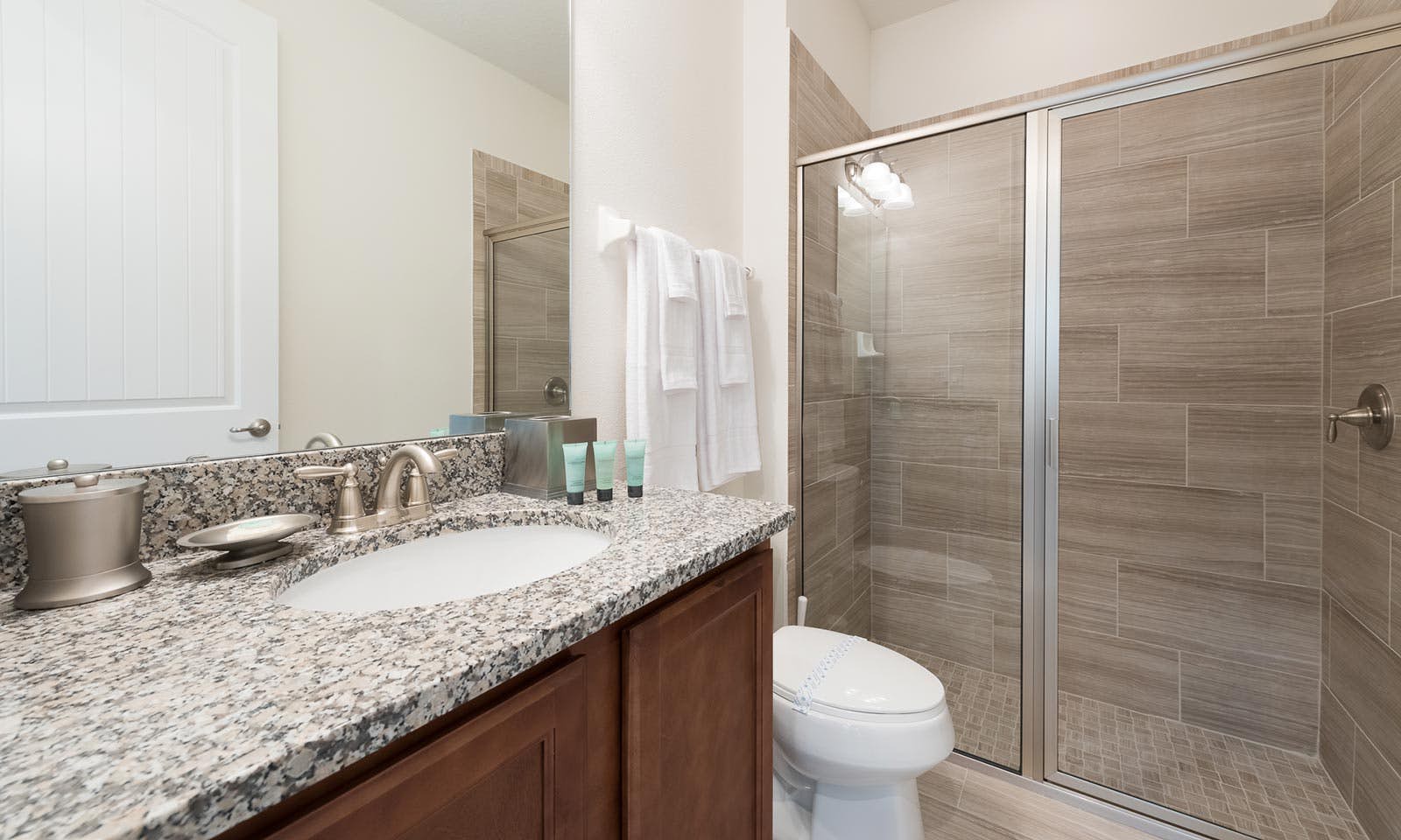 EC154 - The Chic Villa - MND