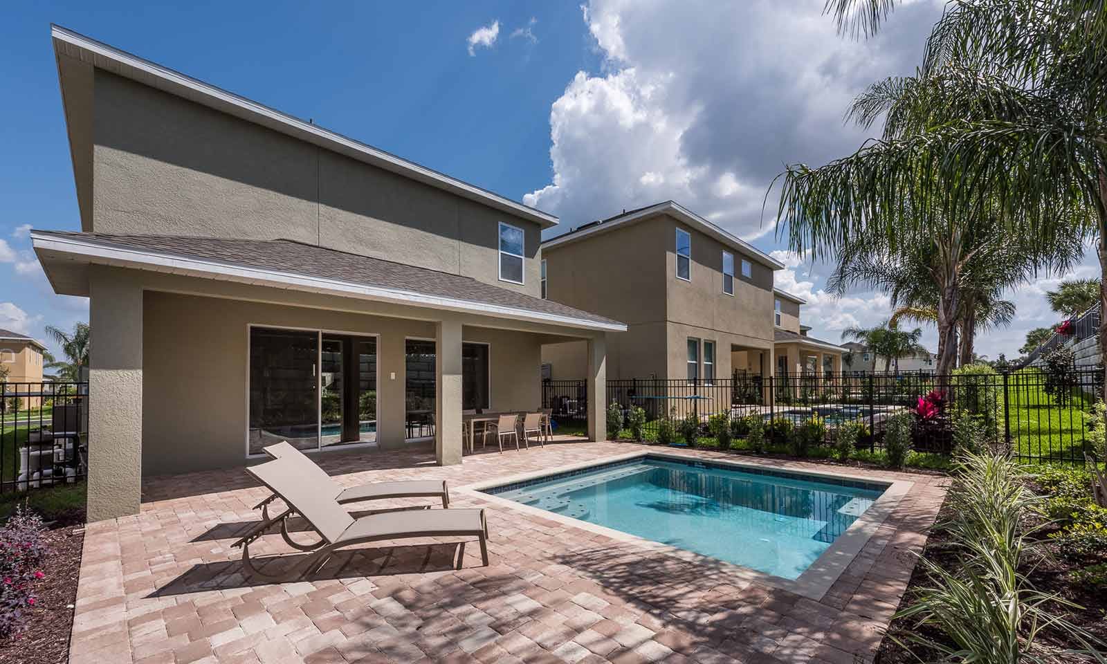 EC154 - The Chic Villa - MND