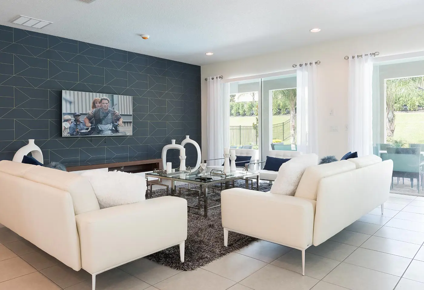 EC191 - The Sleek Sanctuary HAW