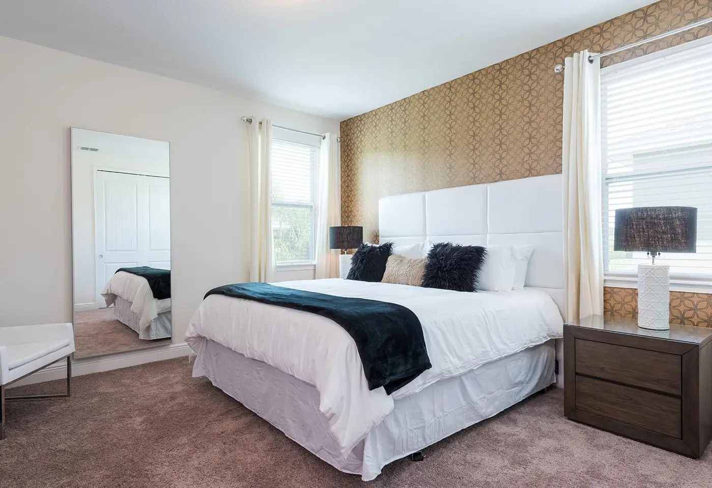 EC191 - The Sleek Sanctuary HAW