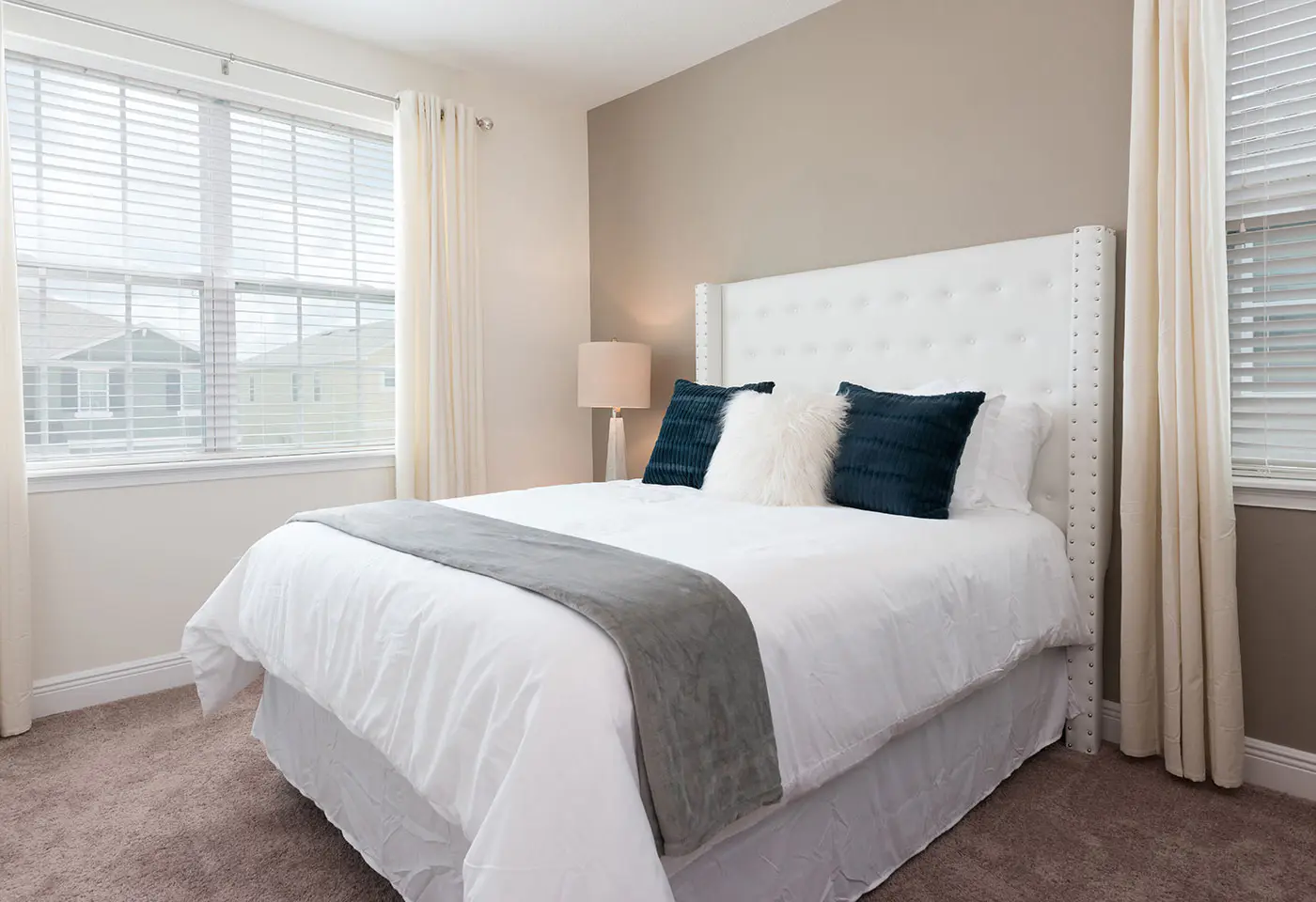 EC191 - The Sleek Sanctuary HAW