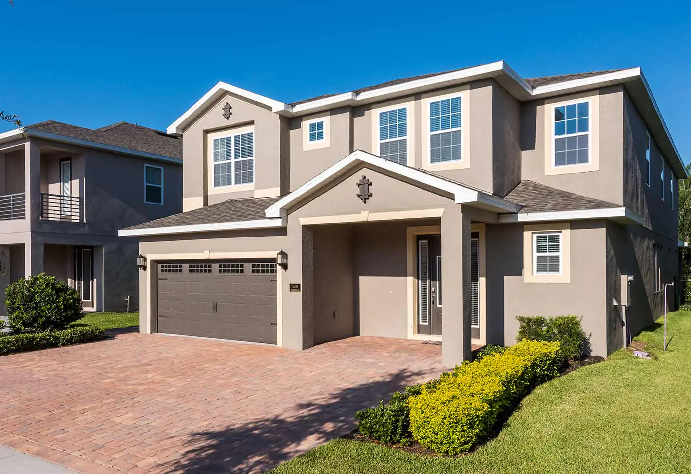 EC191 - The Sleek Sanctuary HAW