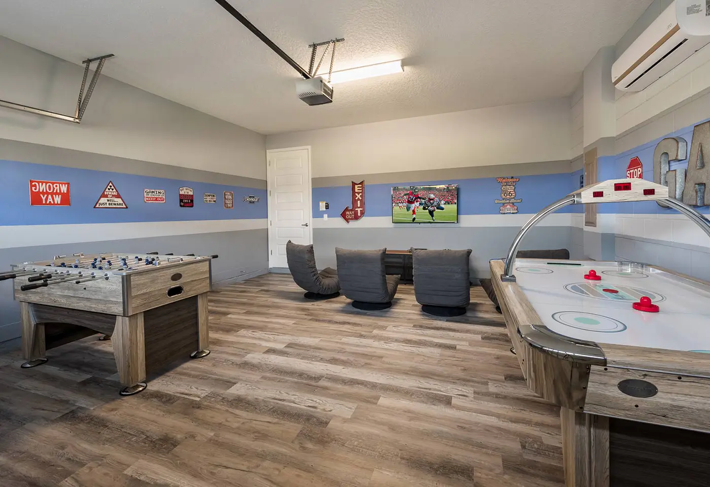 EC209 - The Style-Conscious Sanctuary - MAN