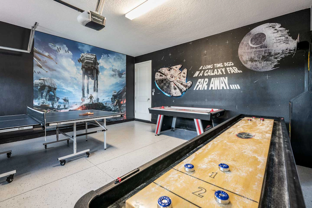 EC249 - The Unique Haven - MAN