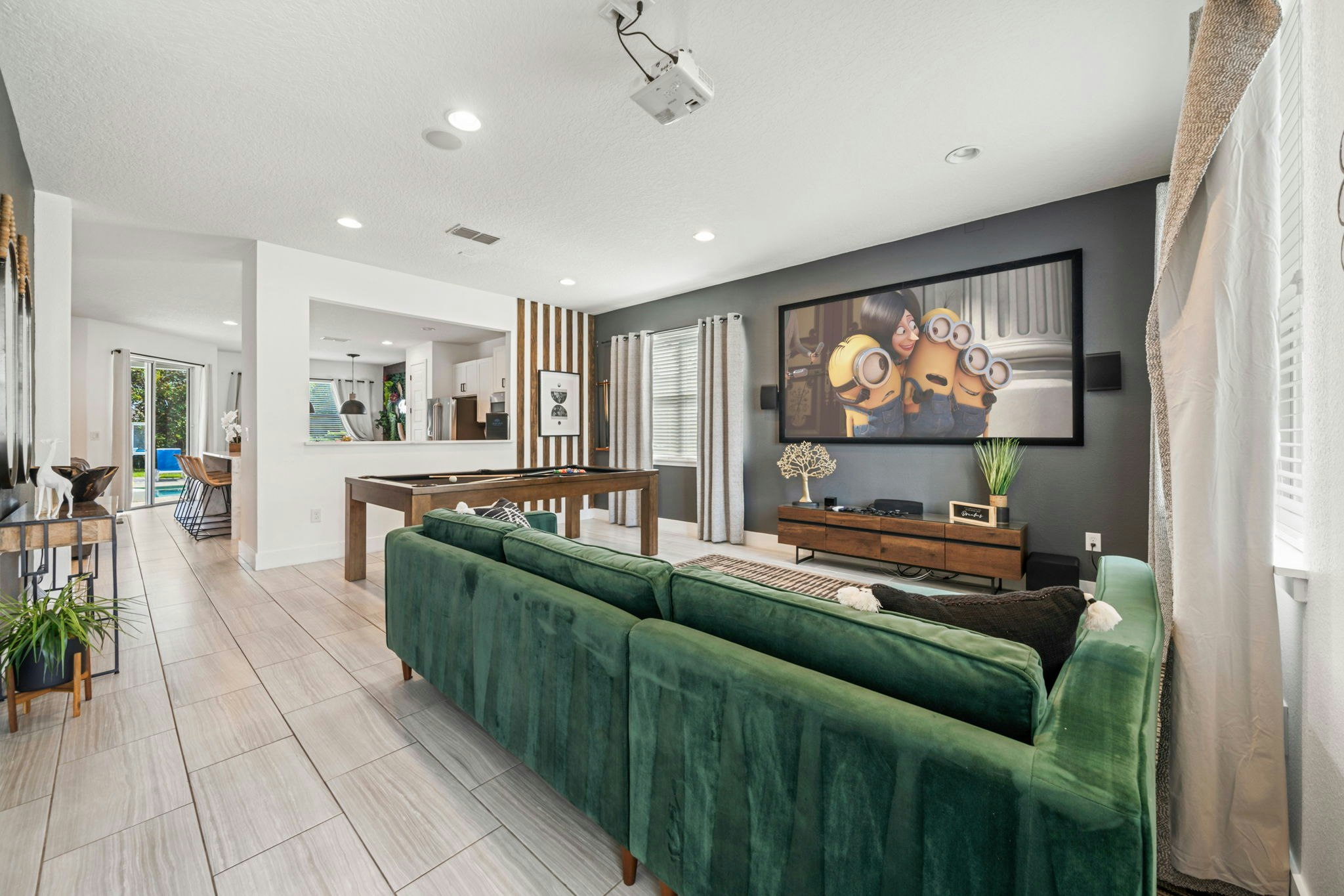 EC250 - The Extraordinary Oasis - KNG