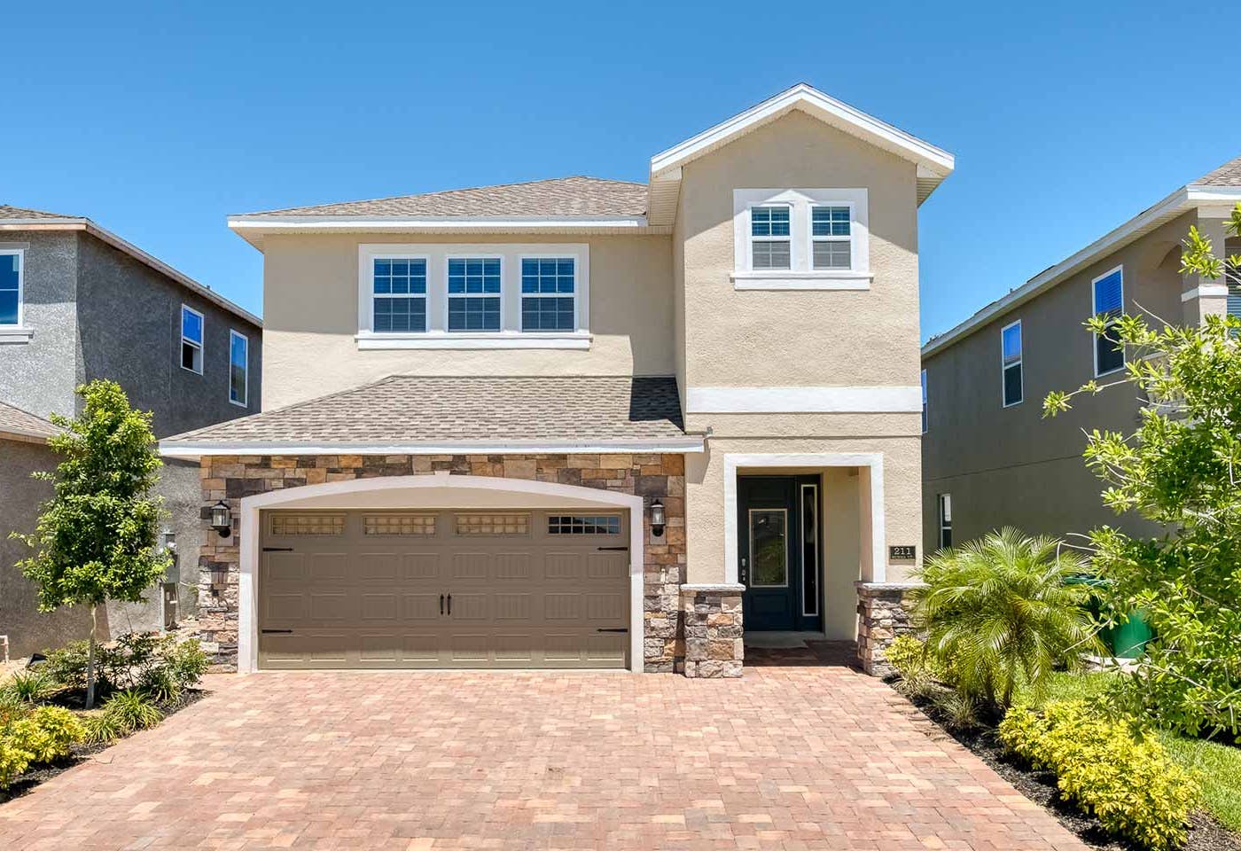 EC295 - The Modern Hideaway - STF2