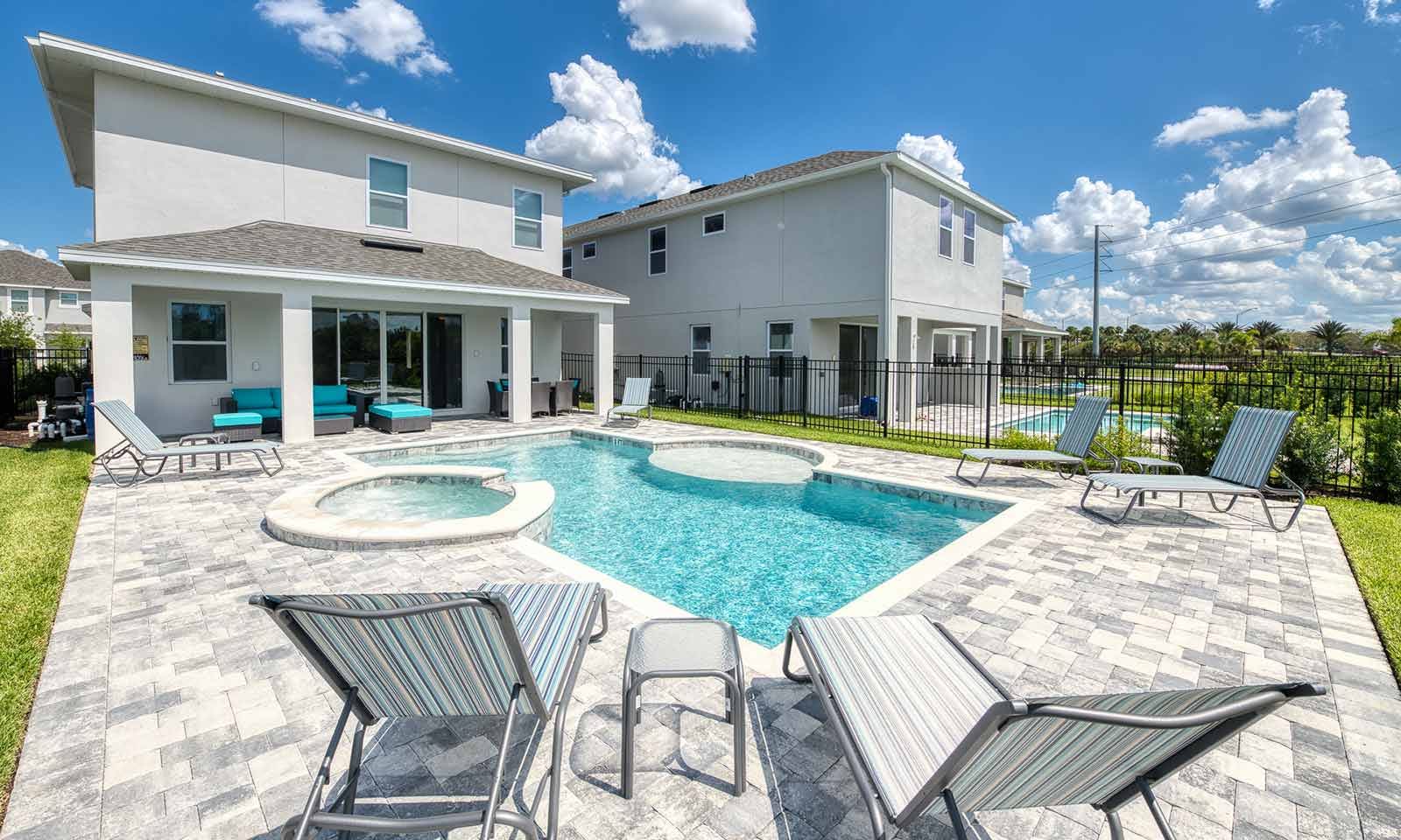 EC301 - The Sweetly Serene Estate - STCRX2