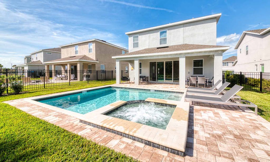 Classic Home with Private Pool at Encore
