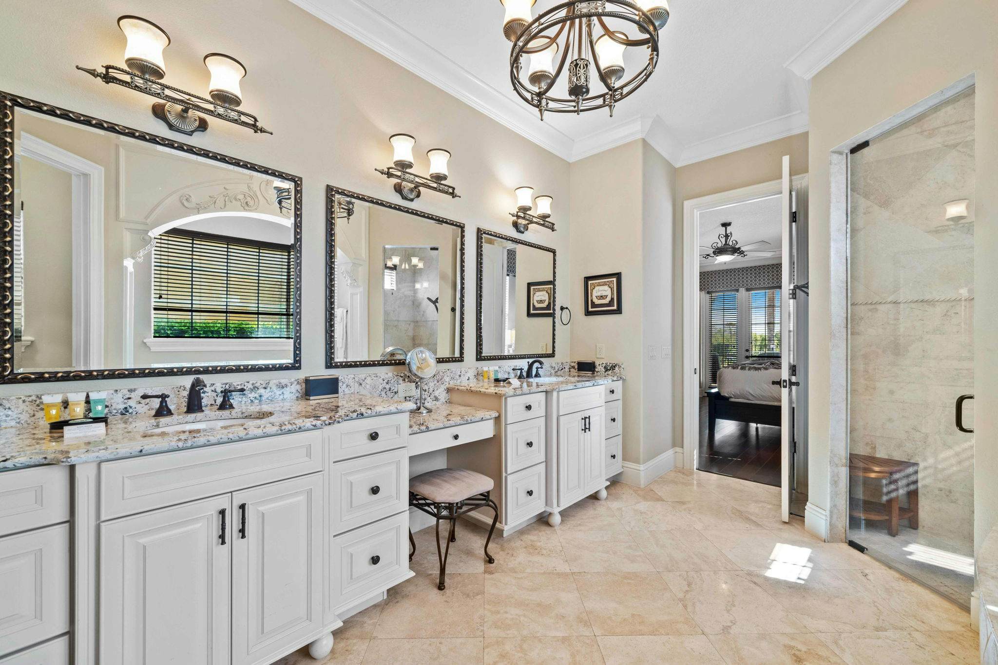 W135 - The Noble Estate