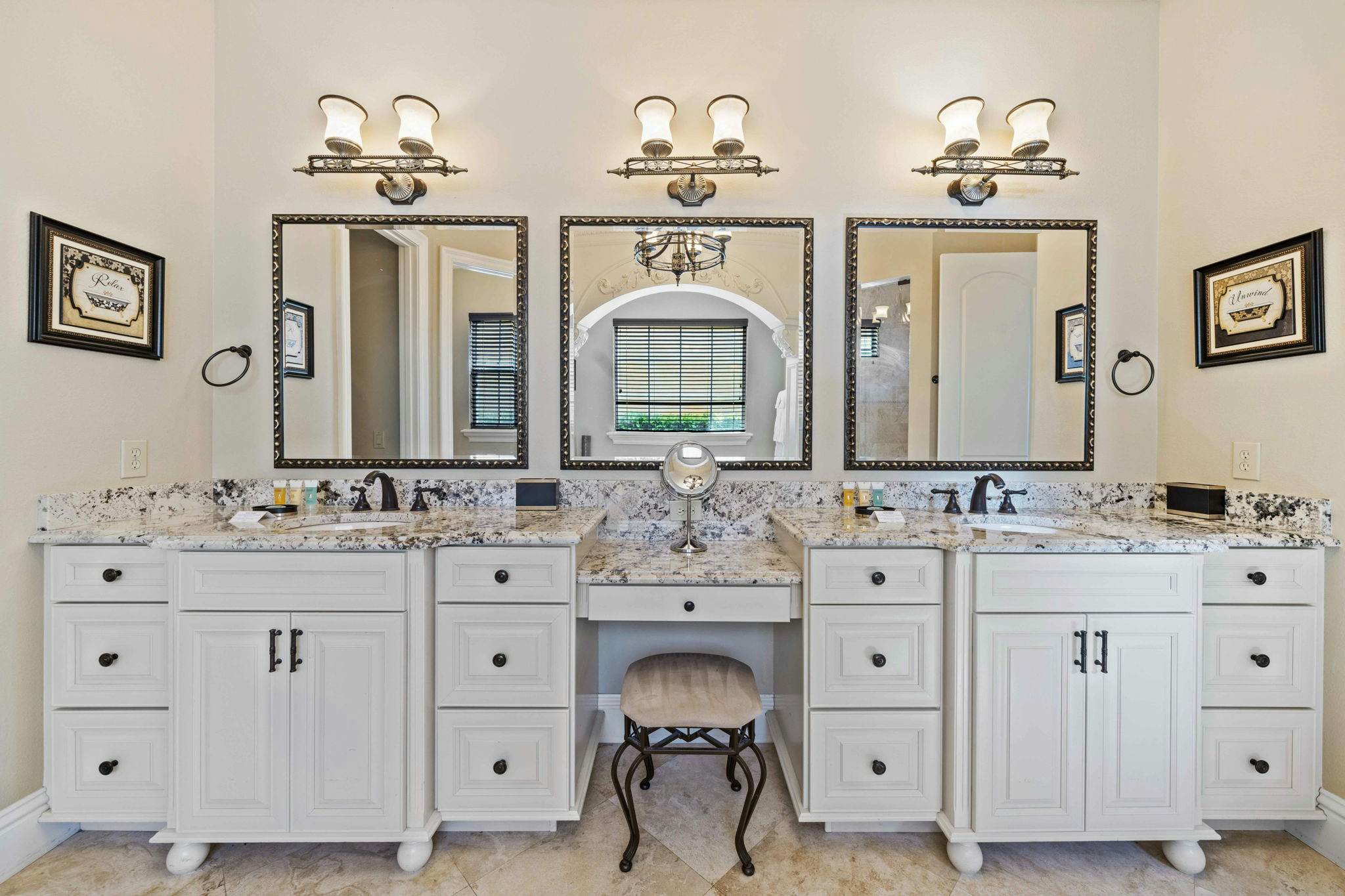 W135 - The Noble Estate