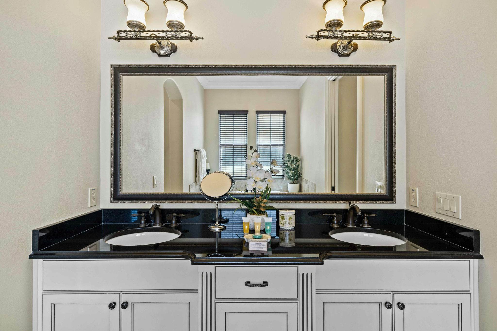 W135 - The Noble Estate