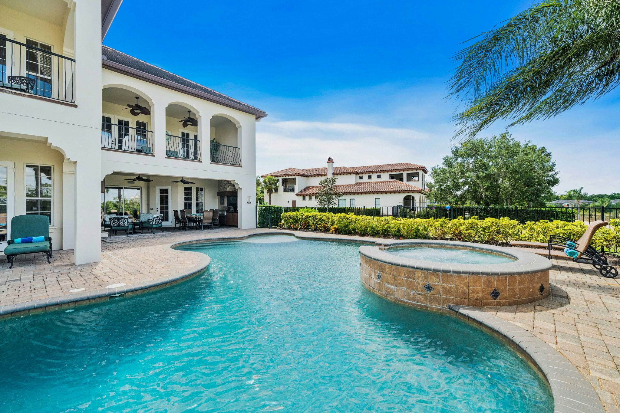 W135 - The Noble Estate